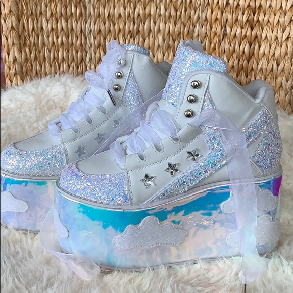 NIB YRU White Holographic Sky Sky Platforms - Picture 2 of 8